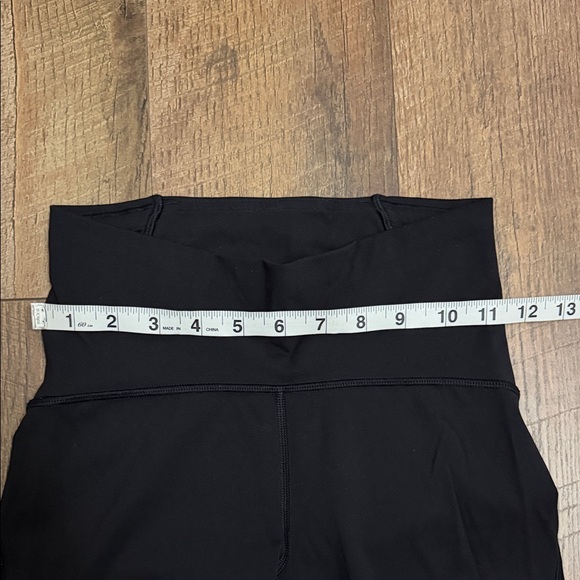 lululemon athletica Black Leggings - Picture 2 of 10
